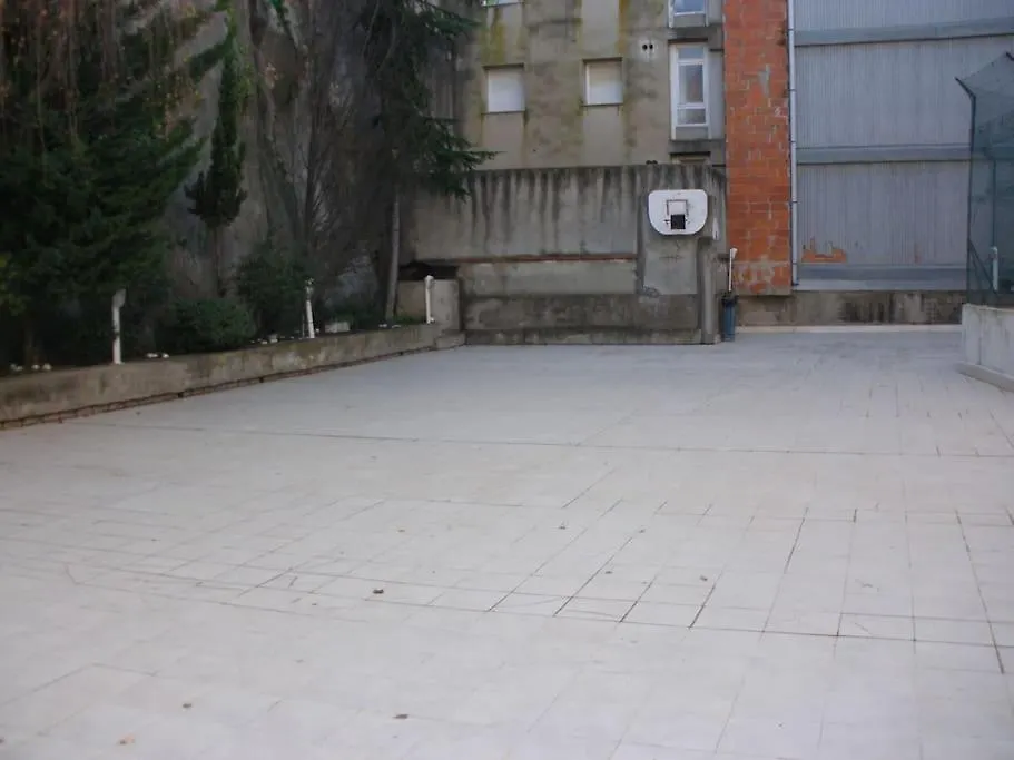 Acogedor Apartamento Con Piscina Proximo A La Playa Tossa de Mar İspanya